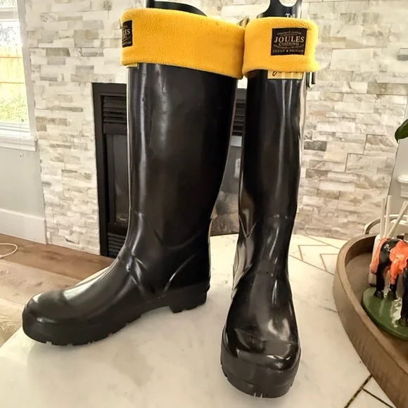 Joules Black Rain Boots with Yellow Trim - Picture 2 of 9
